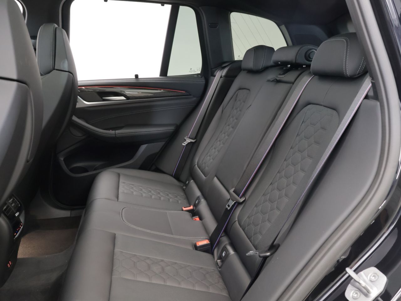 F97 X3 M RHD LCI