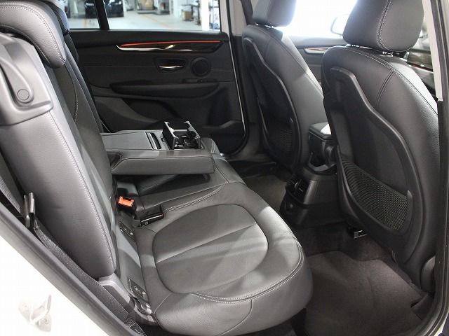 218D GRAN TOURER RHD