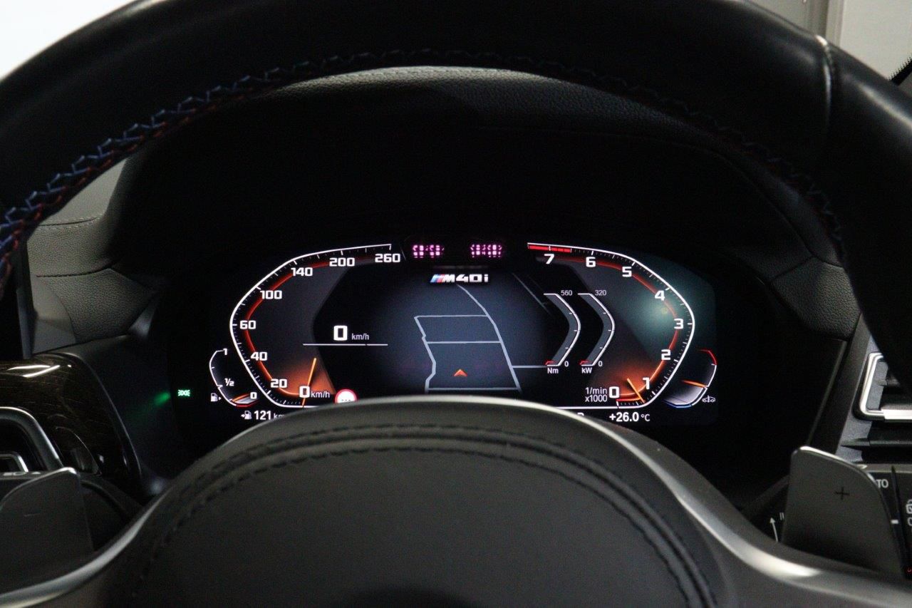 G01 X3 M40i RHD LCI ZA