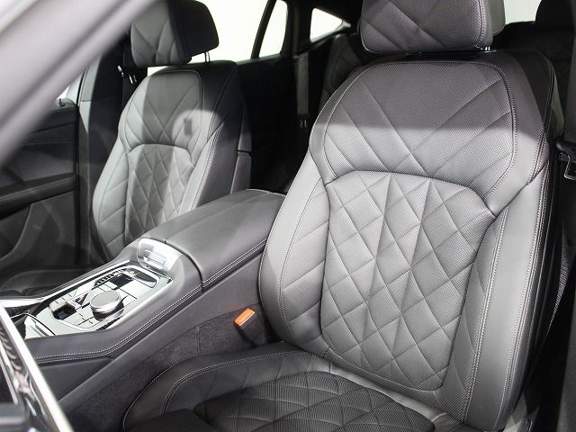 X6 xDrive30d M Sport RHD