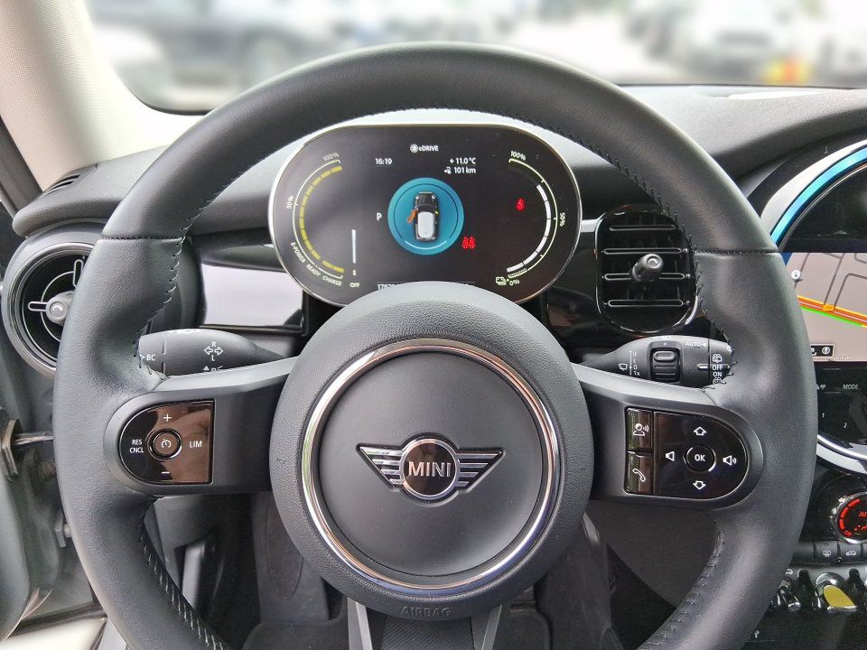 MINI Cooper SE