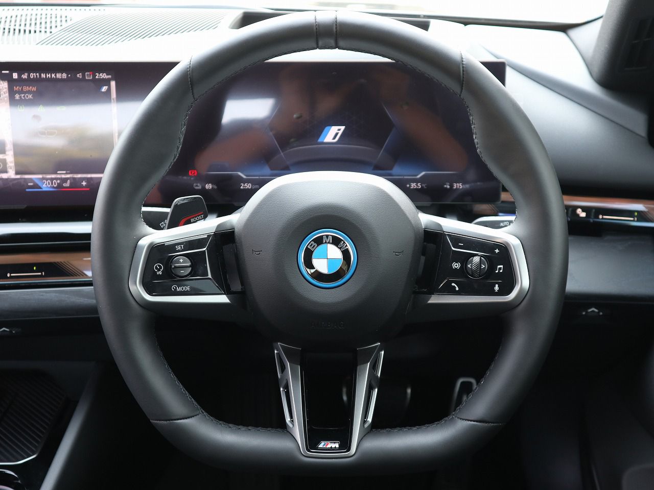 BMW i5 eDrive40 Sedan RHD