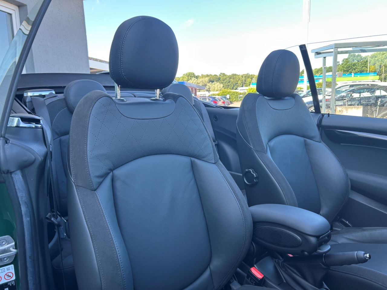 MINI Cooper Cabrio