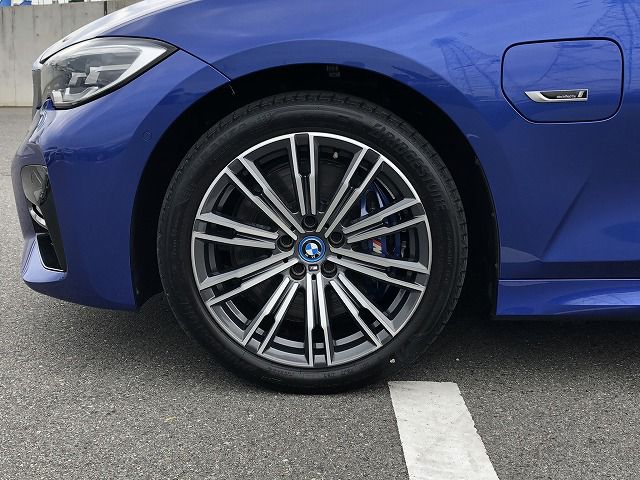 G20 330e Saloon RHD MX