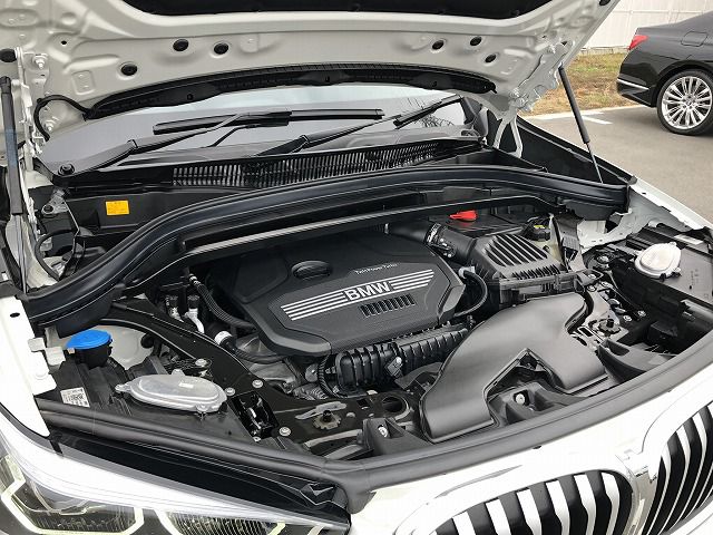 X1 sDrive18i RHD