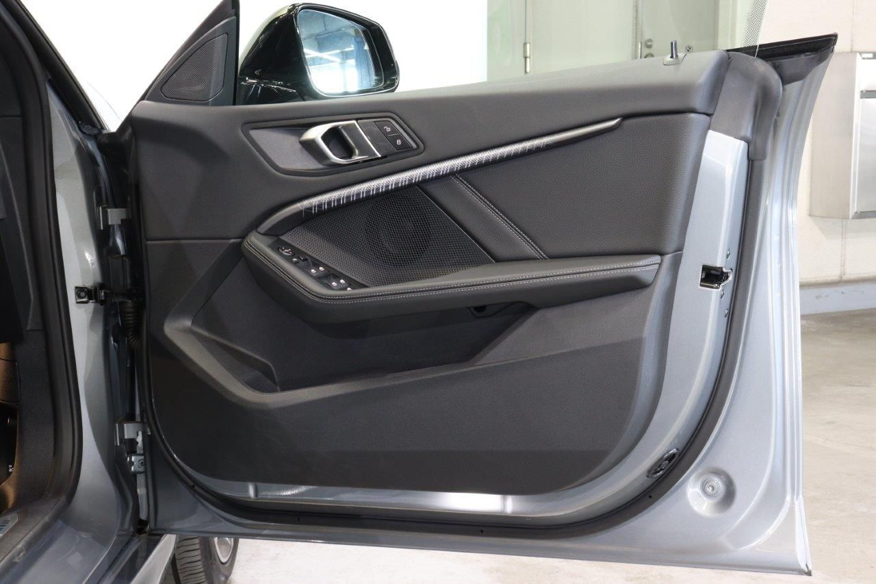 F4* **35i xDrive **** ***** B48 2.0i
