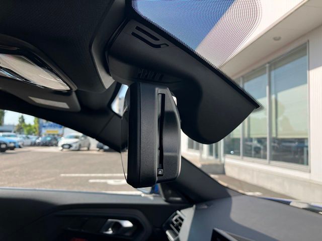 G42 220i Coupe