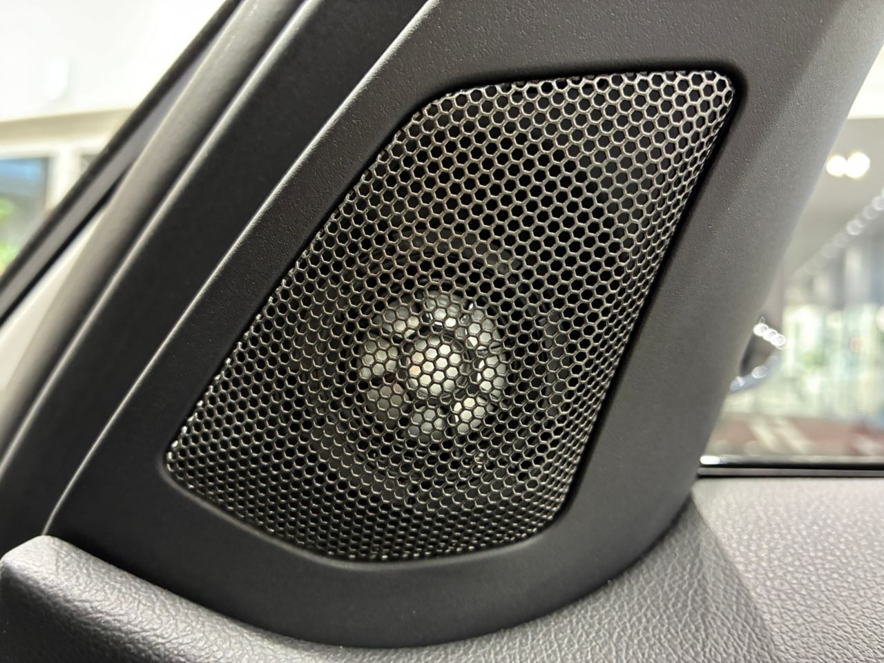 320d xDrive Berline RHD