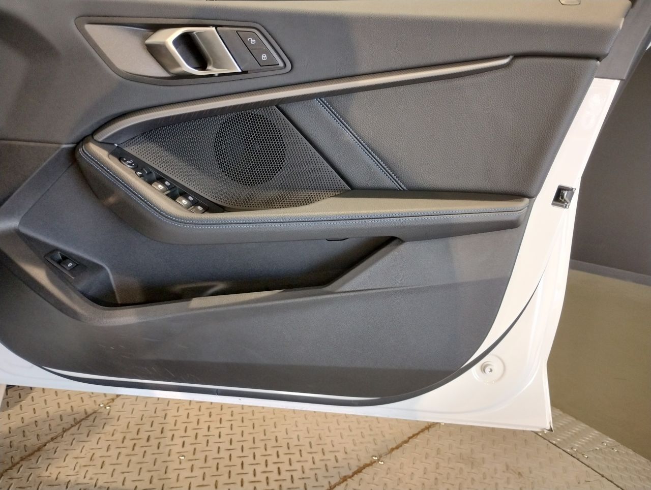 F40 118d Sports Hatch 5-door B47 2.0d