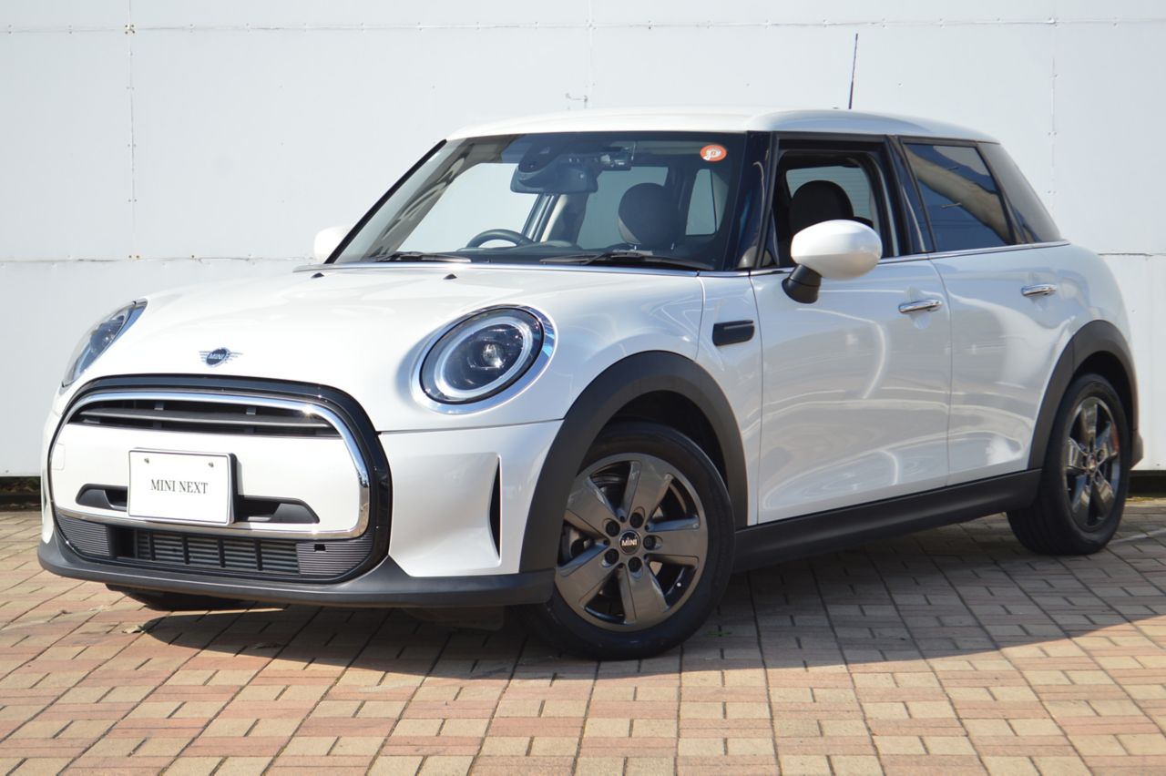 MINI COOPER D 5 DOOR.