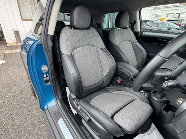 MINI Cooper F56 RHD