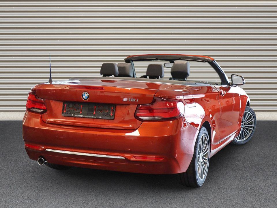 BMW 218