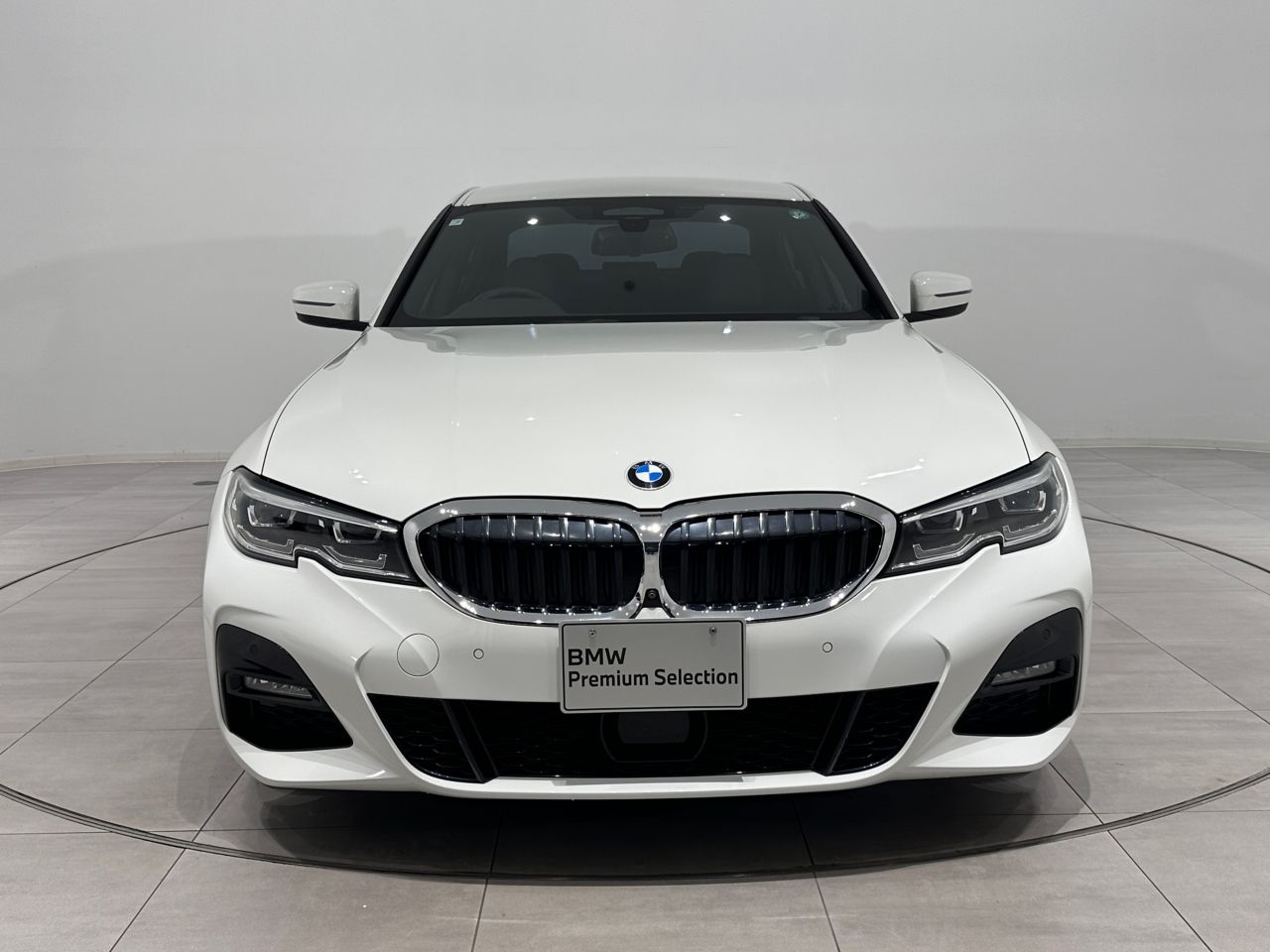 G20 320i Saloon RHD TU