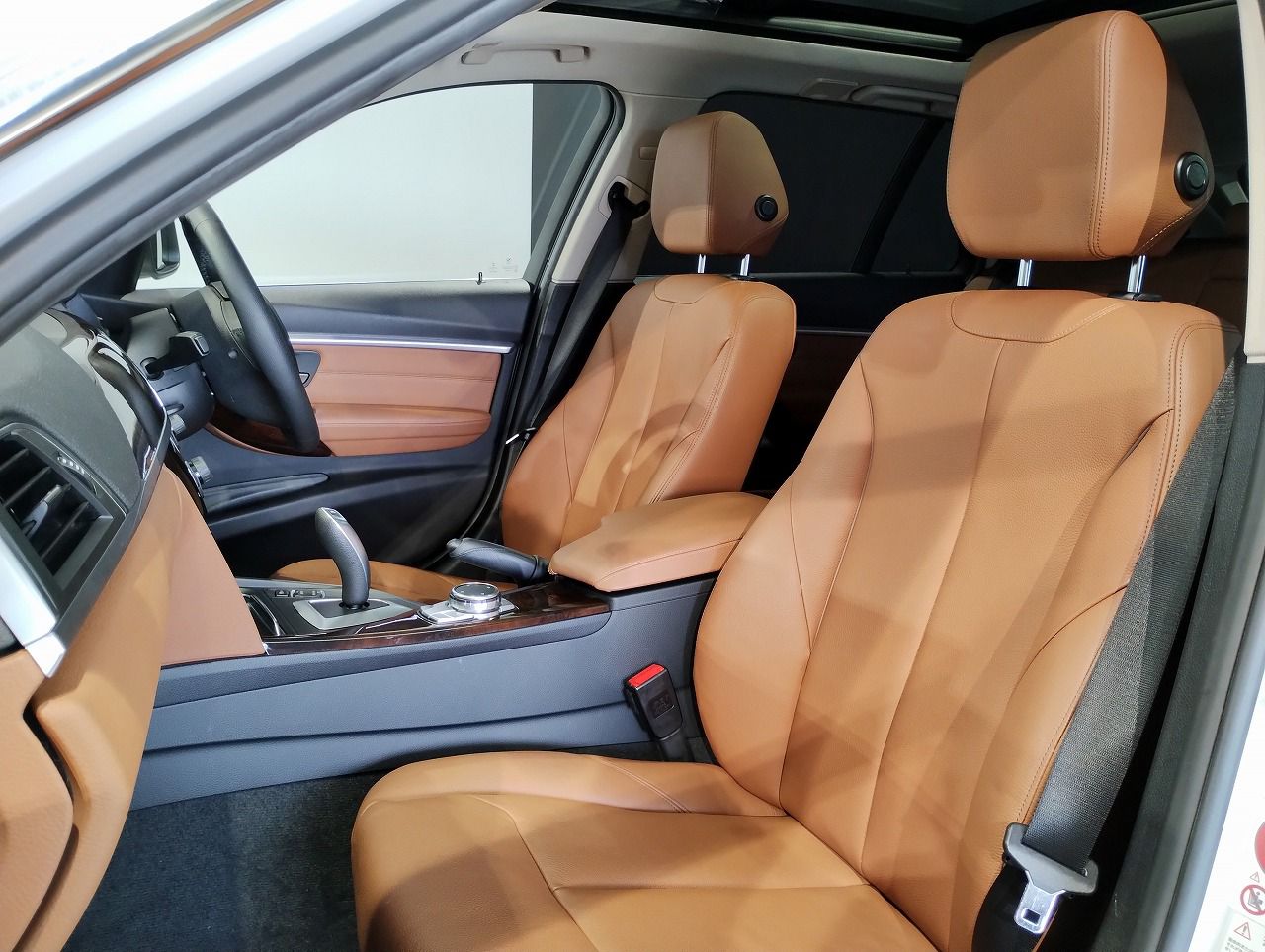320I TOURING RHD