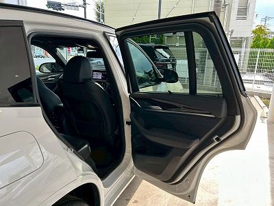 G01 X3 M40d RHD LCI ZA