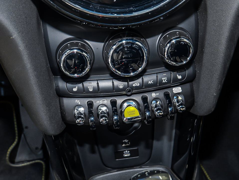MINI Cooper SE