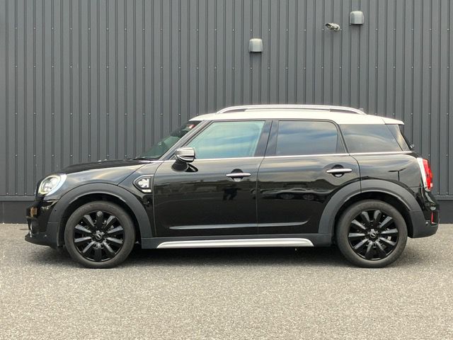 MINI CROSSOVER COOPER D