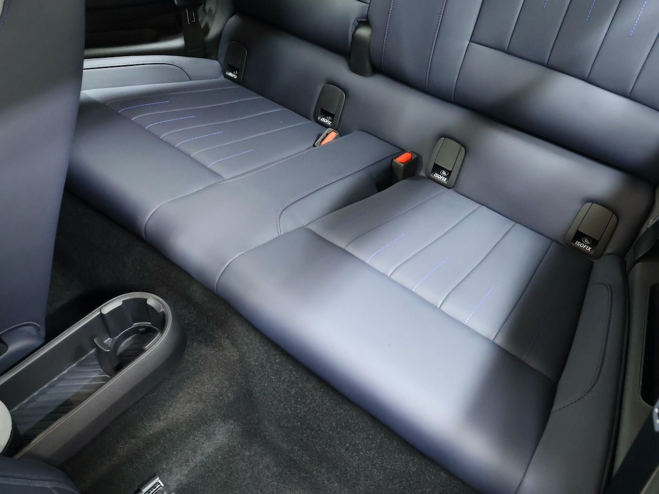 J01 MINI Cooper SE
