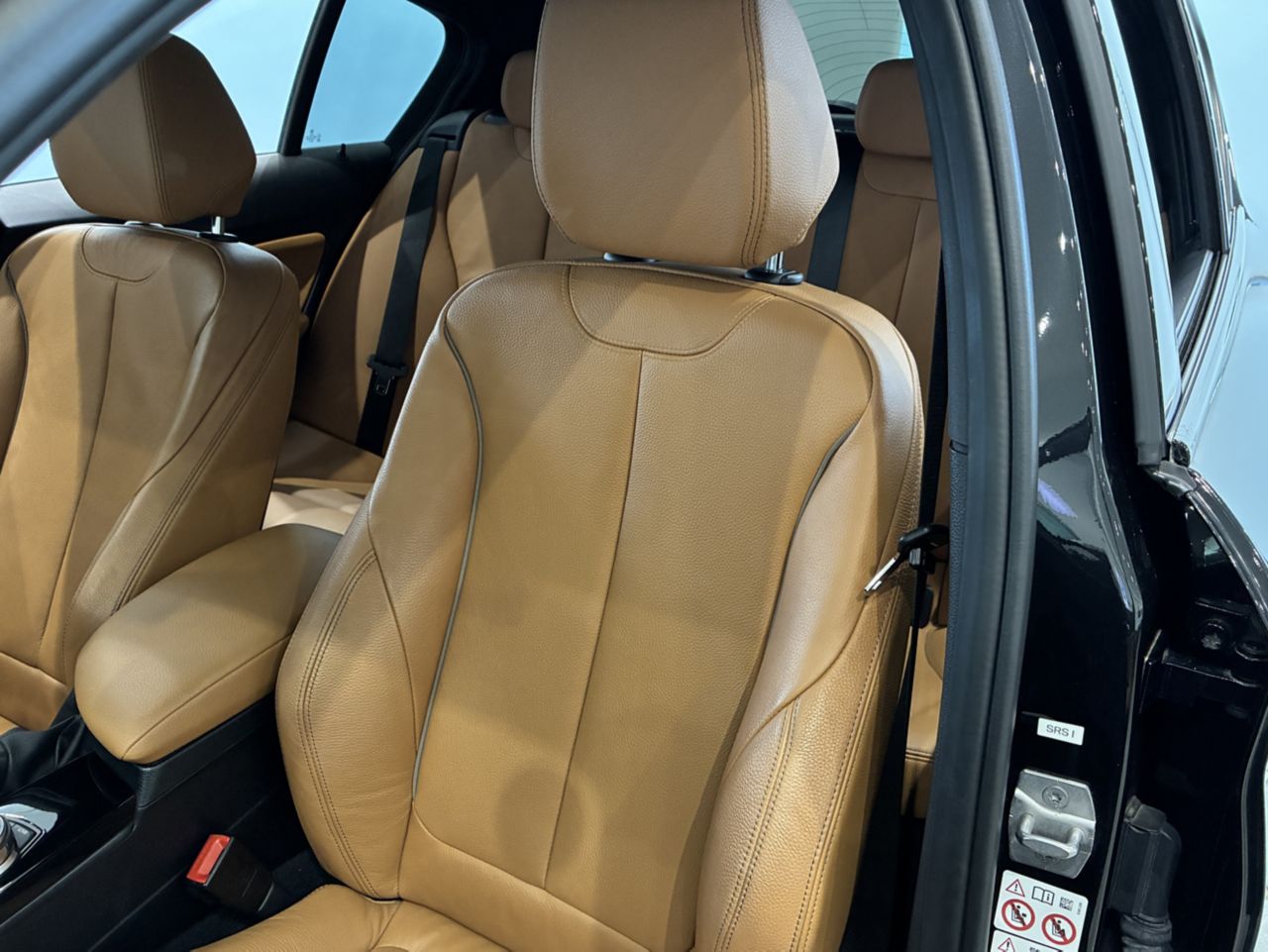 118D 5DOOR RHD