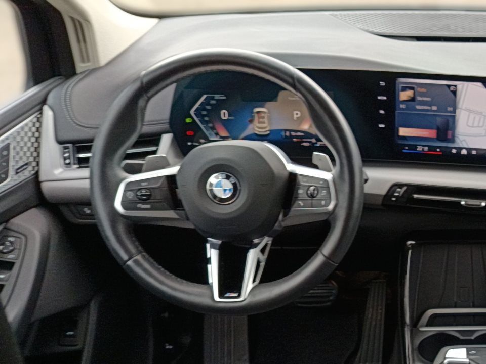 BMW 218