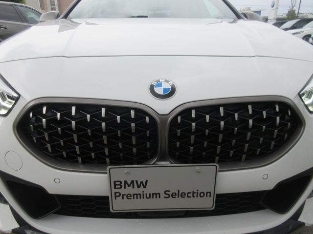 F4* **35i xDrive **** ***** B48 2.0i