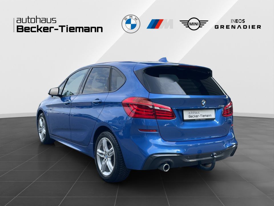 BMW 218