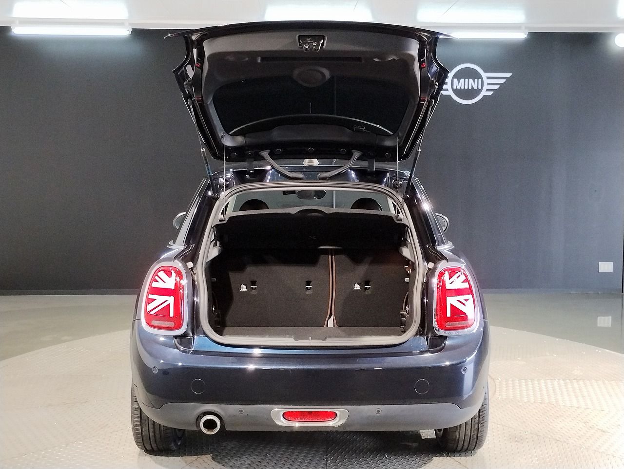 F55 MINI Cooper 5-Door Hatch LCI