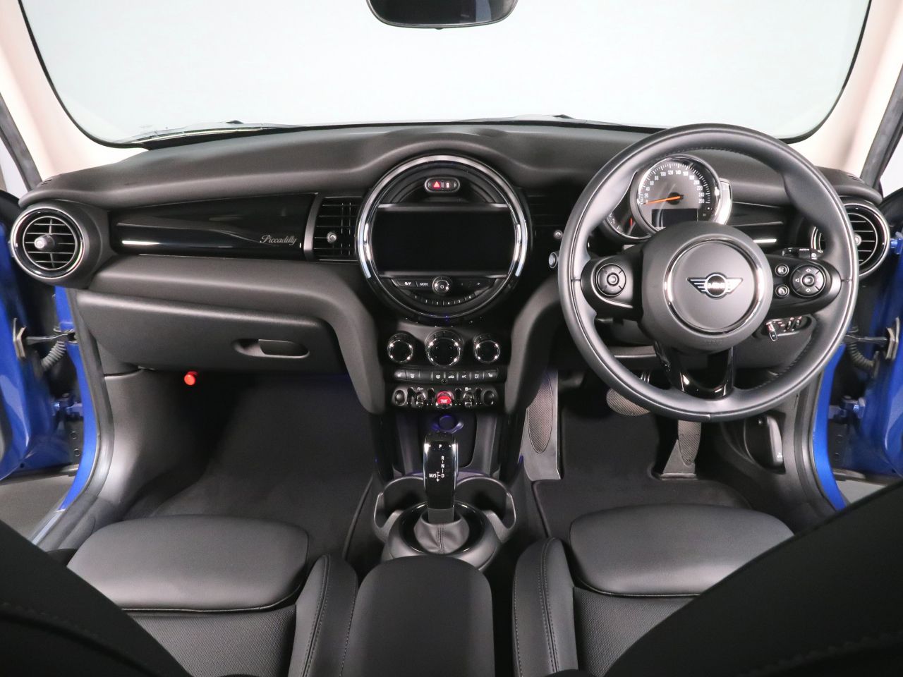 MINI F55 Cooper D 5dr Hatch LCI
