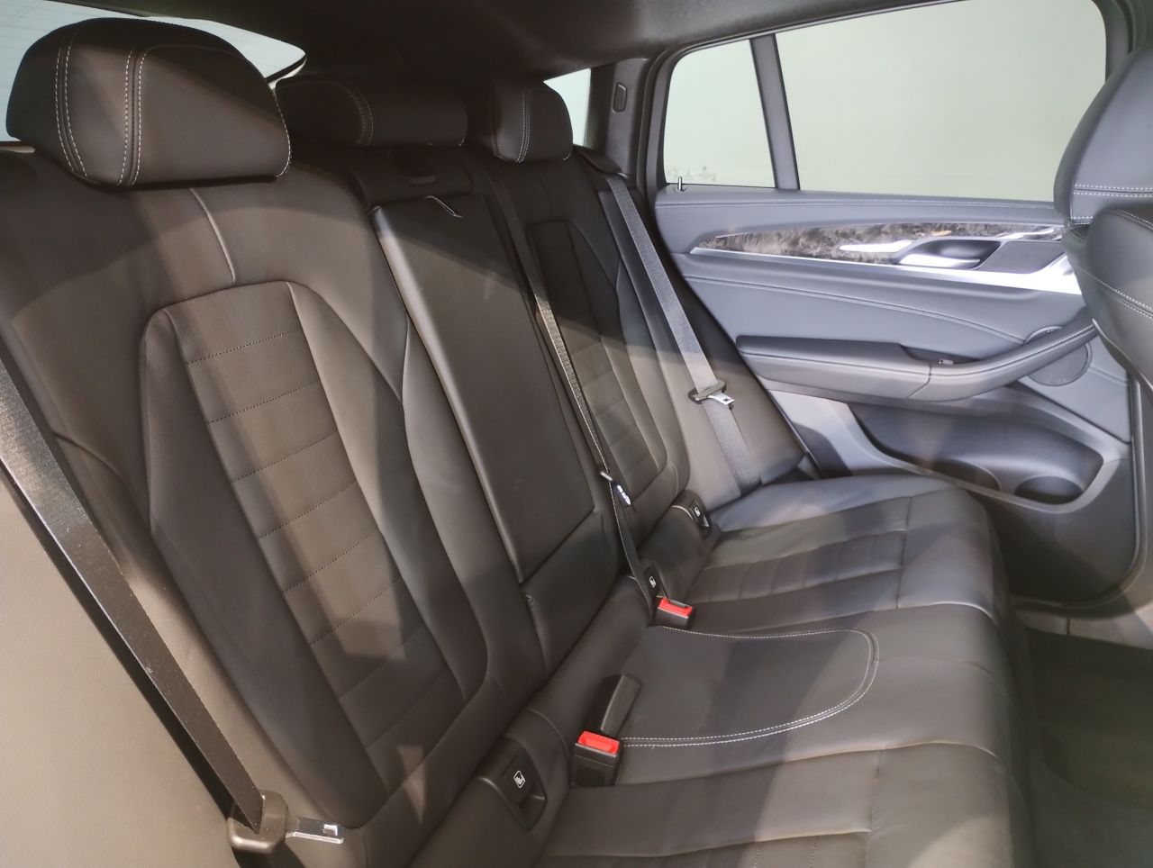 X4 M40i RHD