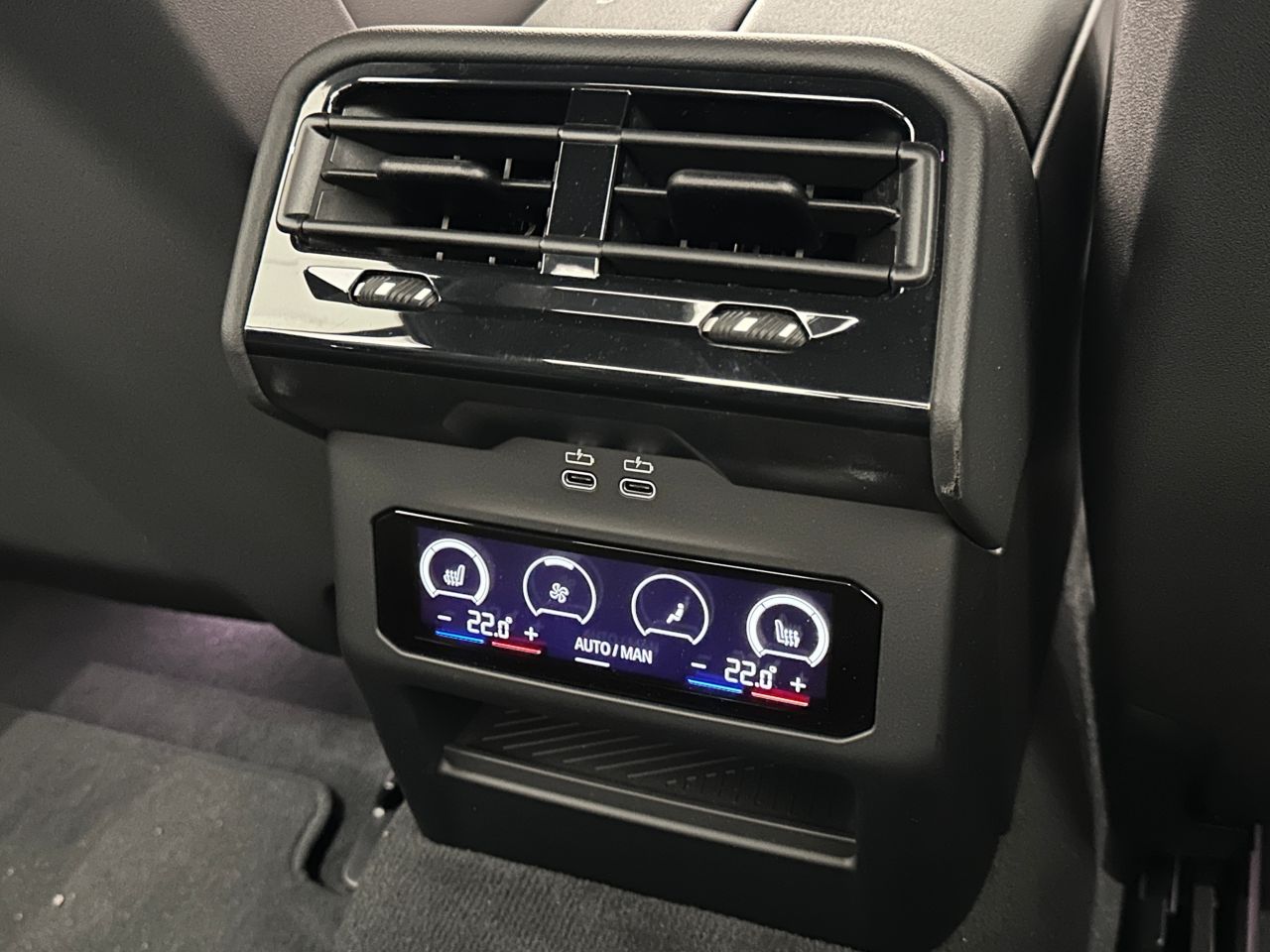 BMW i5 M60 xDrive Sedan RHD
