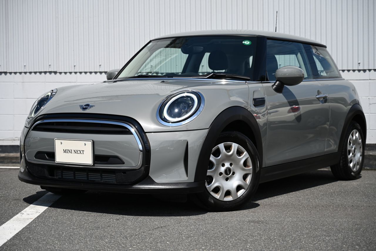 THE NEW MINI ONE 3 DOOR.