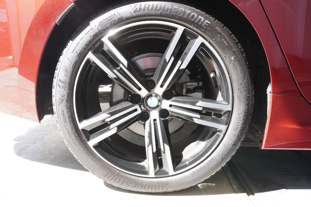 320d xDrive Berline RHD