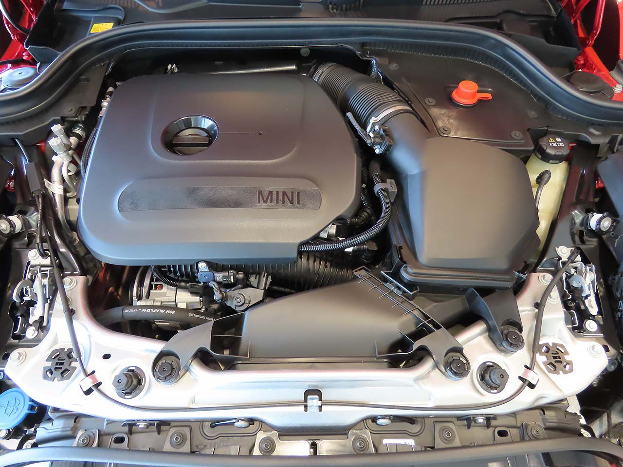 F66 MINI Cooper C 3Dr
