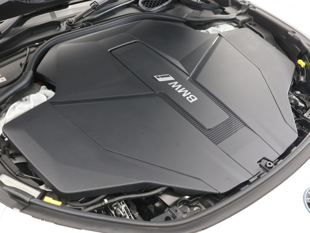 BMW i7 eDrive50 Sedan RHD