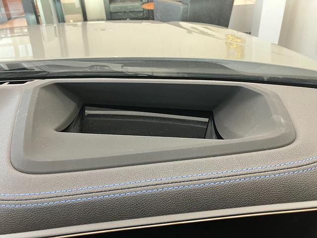 G26 i4 M50 RHD