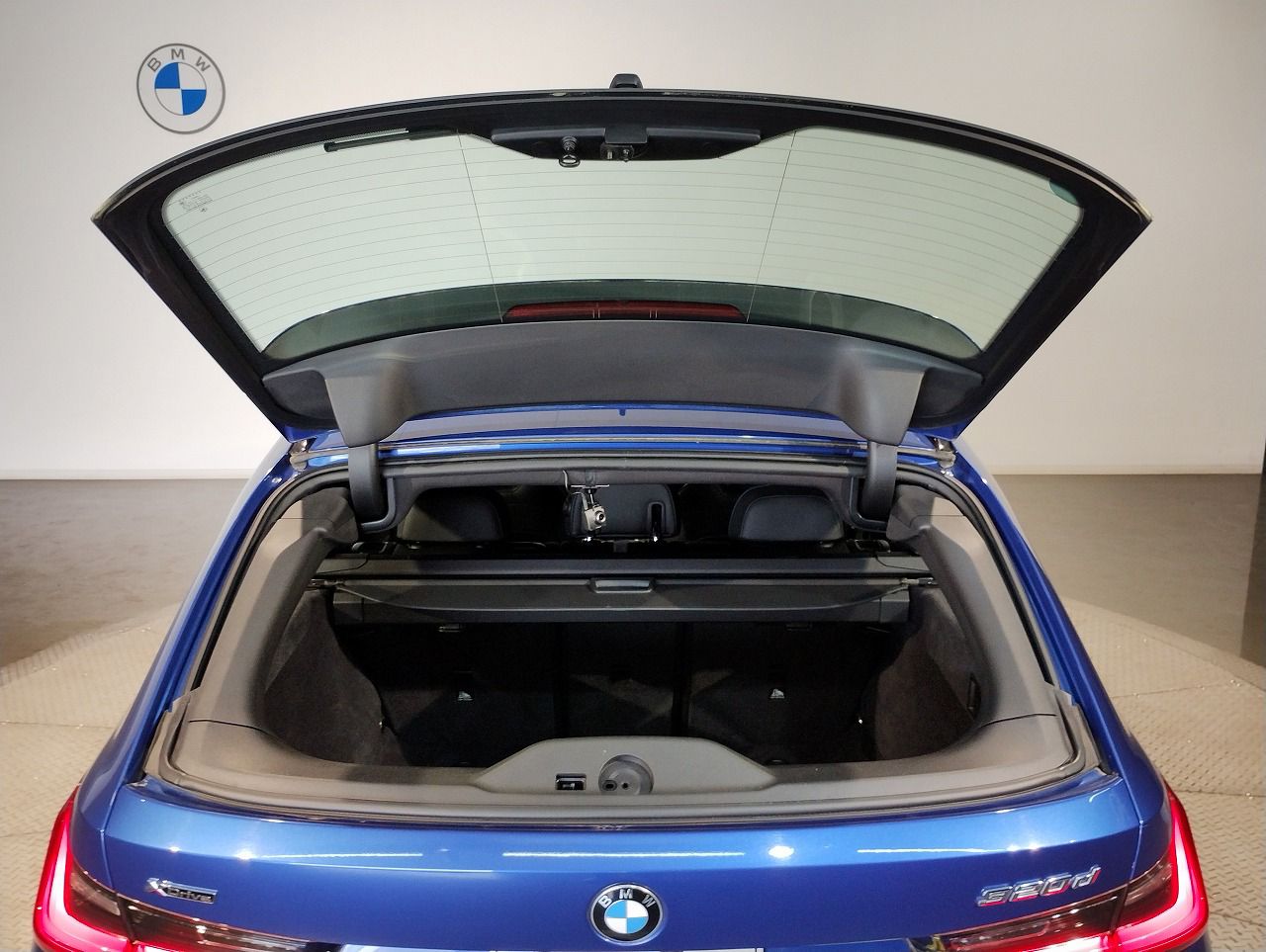 G21 320d xDrive Touring RHD