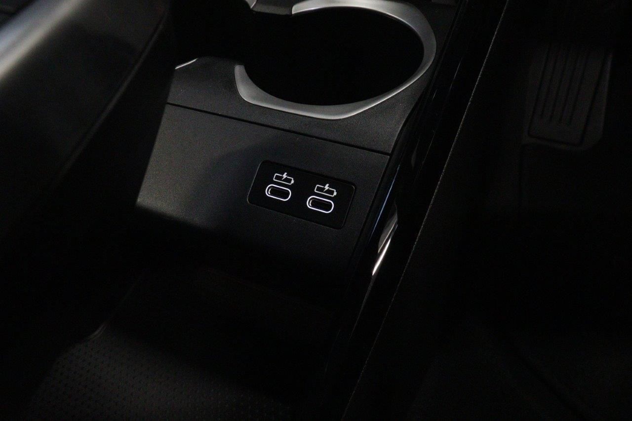 iX2 xDrive30 MSP