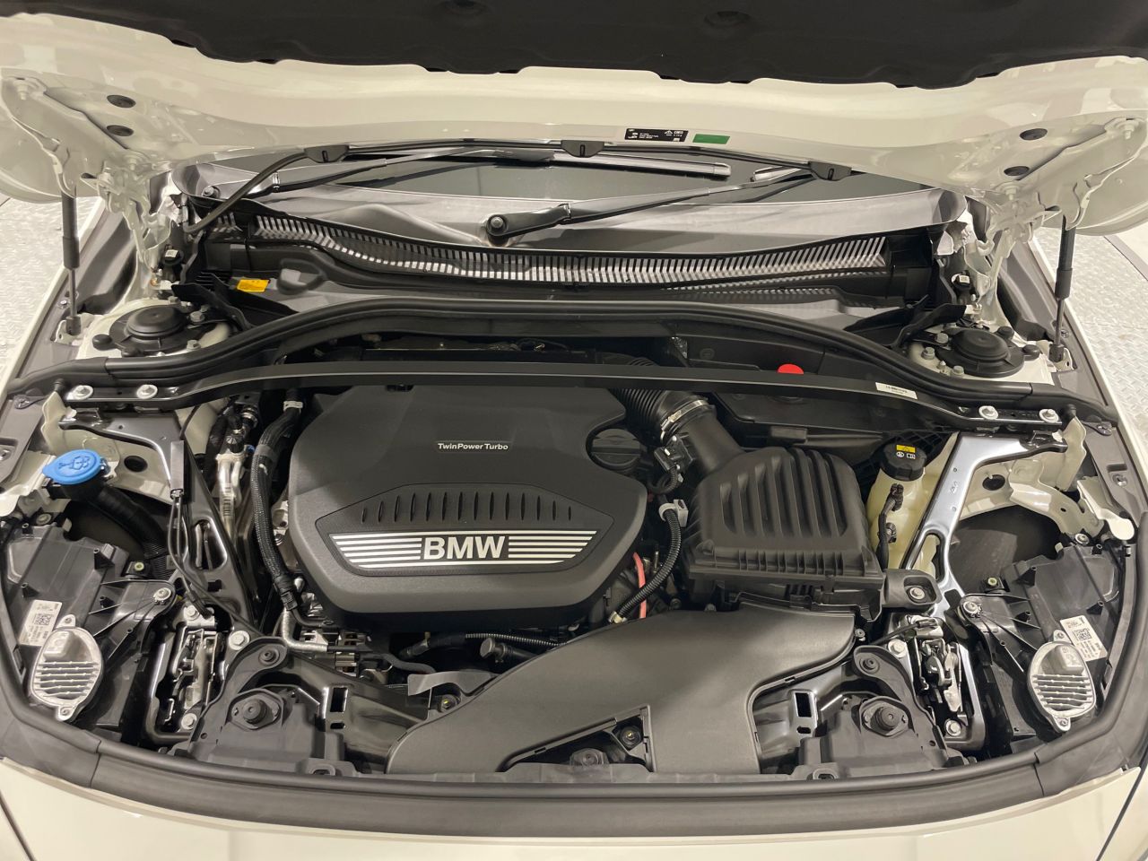 F40 118d Sports Hatch 5-door B47 2.0d