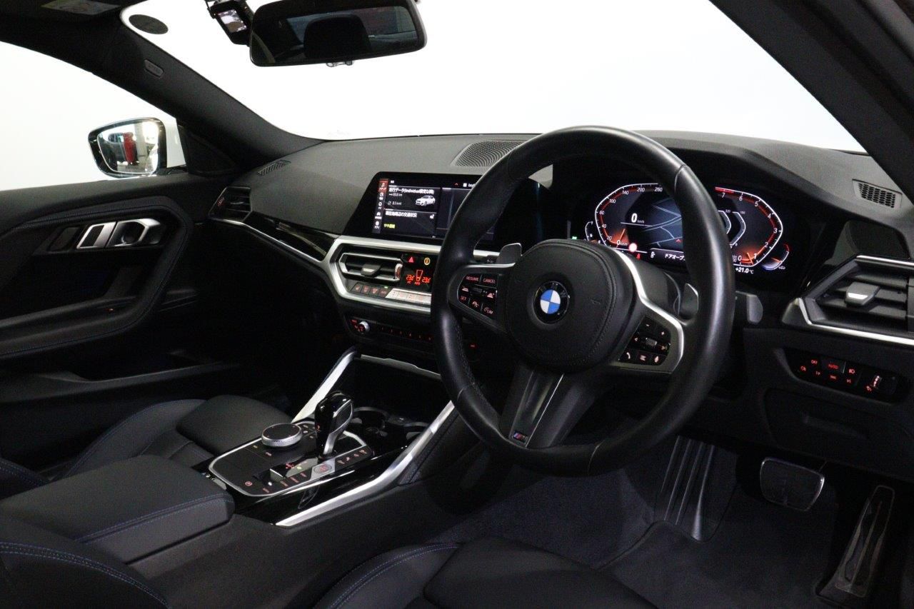 G42 220i Coupe