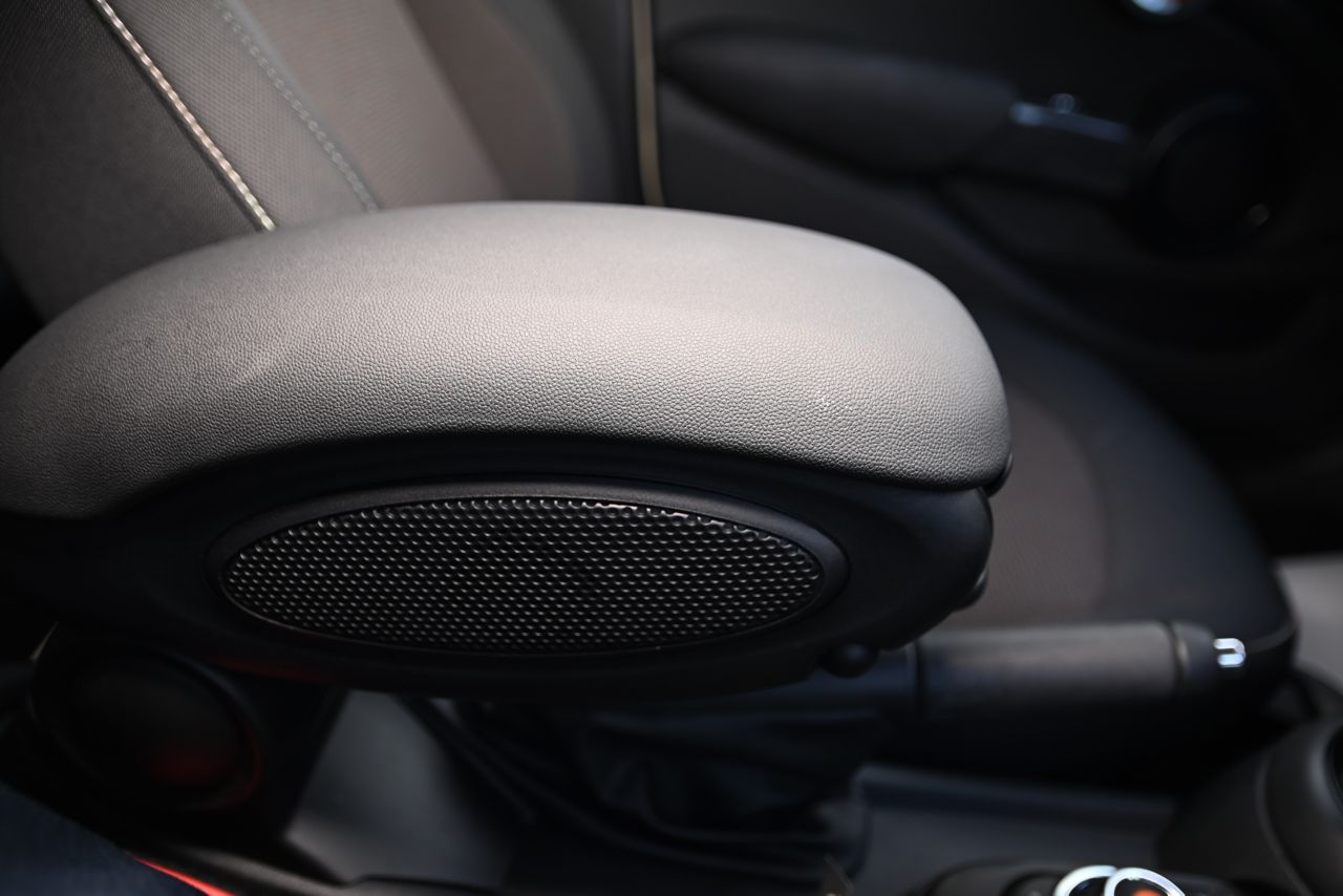 F55 MINI Cooper 5-Door Hatch LCI