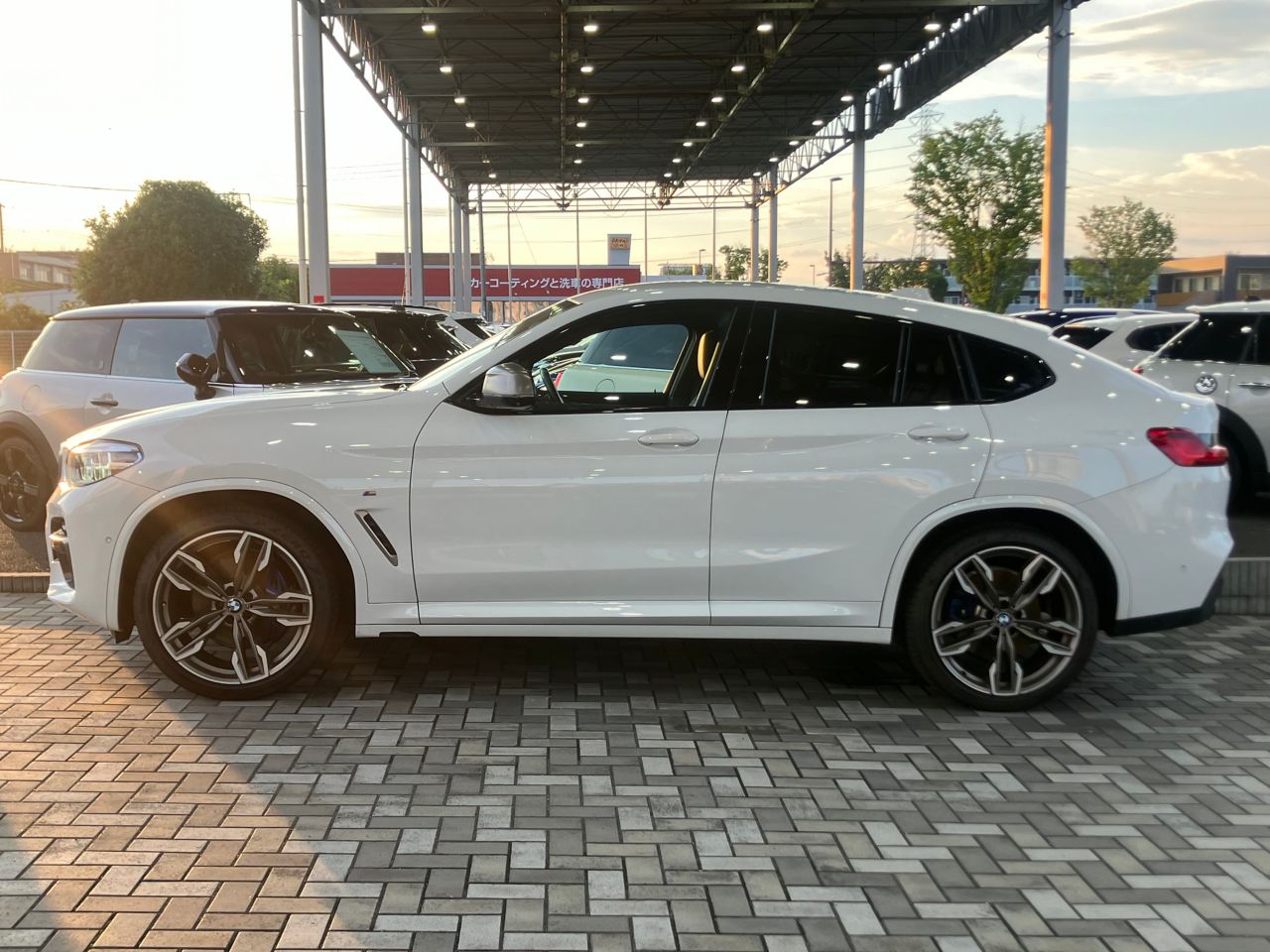 X4 M40i RHD