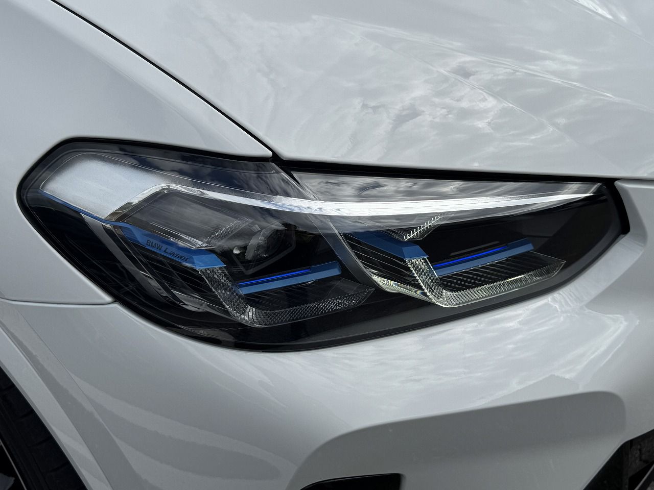 G01 X3 M40d RHD LCI ZA