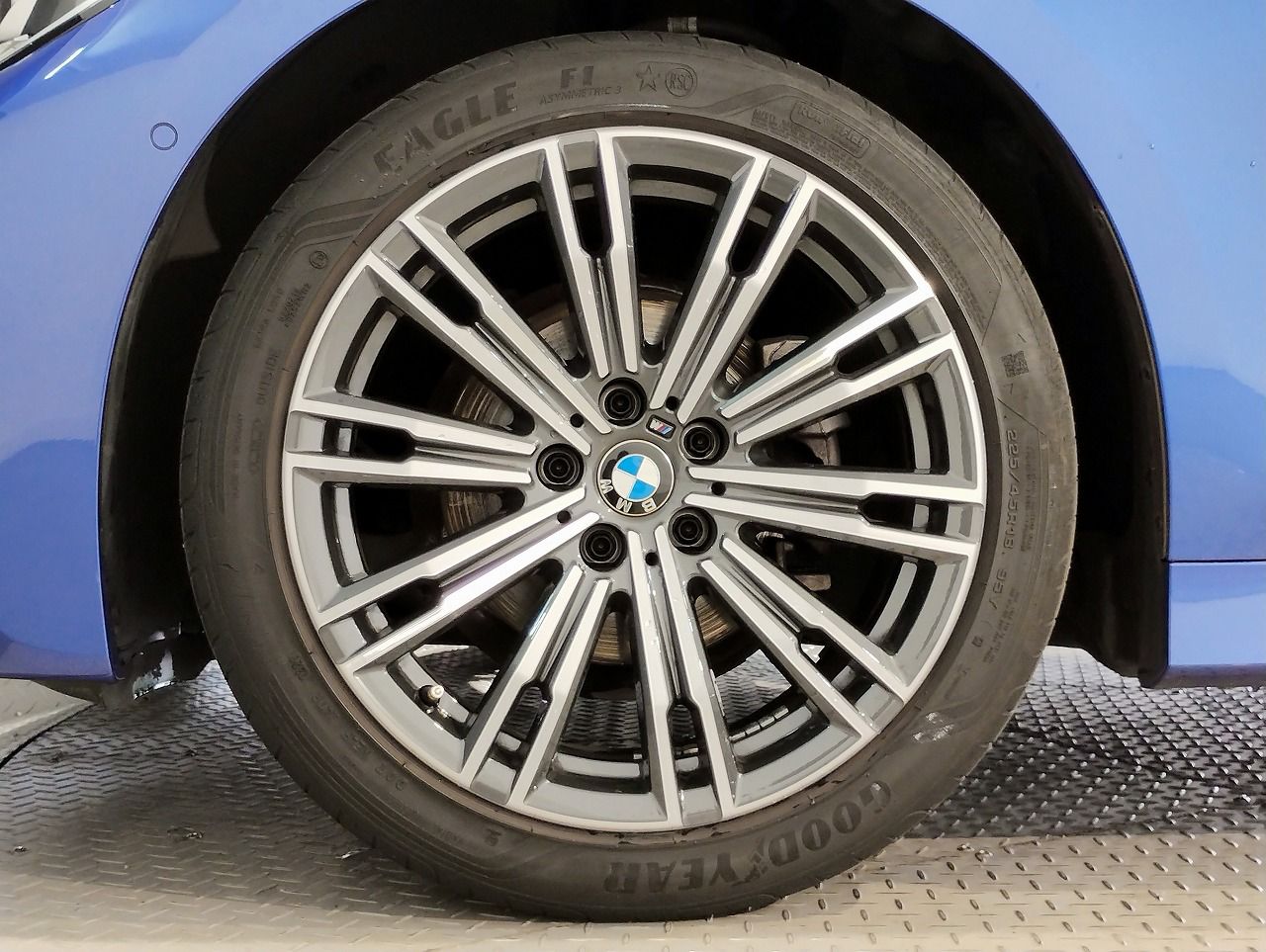 G21 318i Touring
