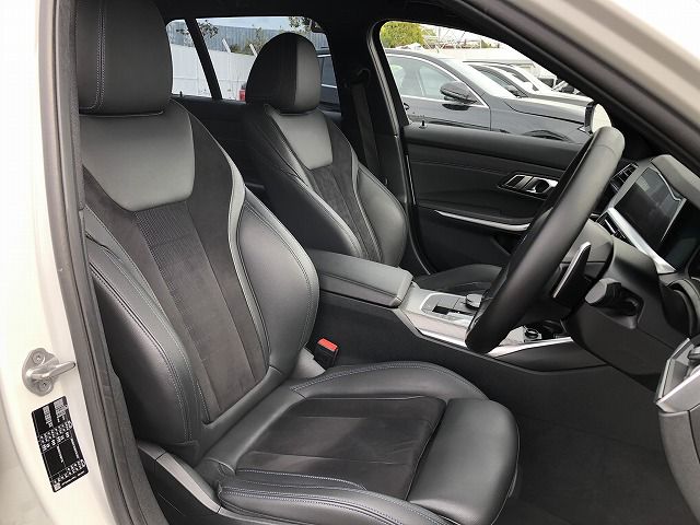 G21 320i RHD