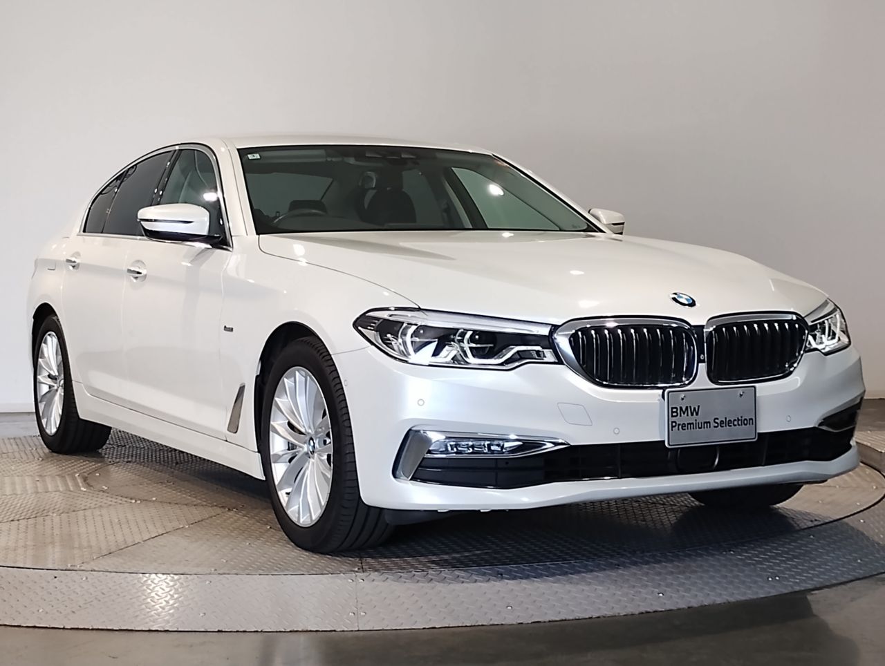 530I