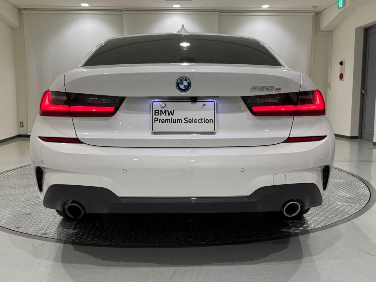 G20 330e Saloon RHD MX