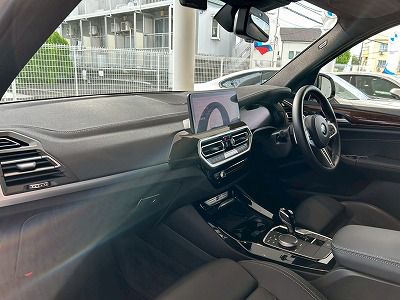 G01 X3 M40d RHD LCI ZA