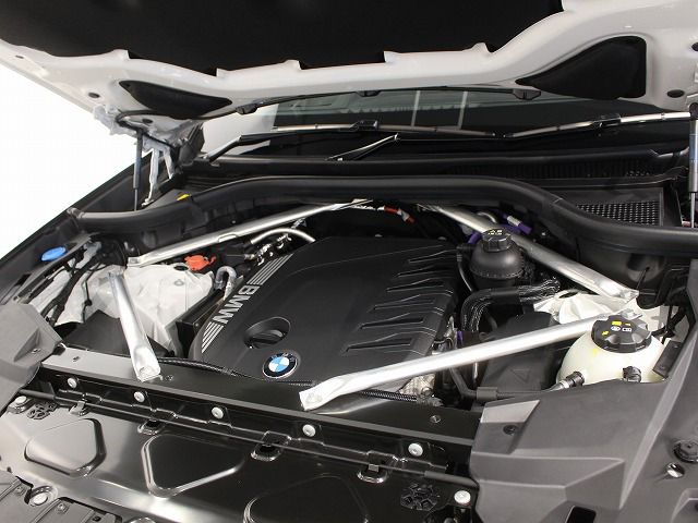 X6 xDrive30d M Sport RHD