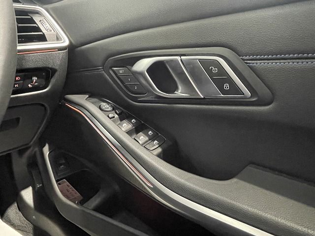 G21 320d xDrive Touring RHD