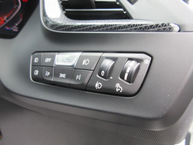 F40 118d Sports Hatch 5-door B47 2.0d
